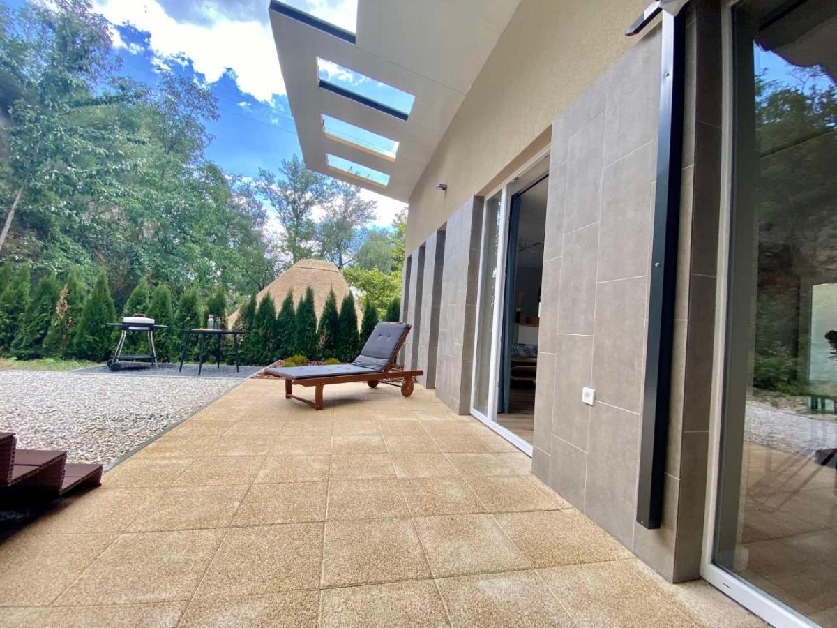 Kenese-Voelgye Villahotel Balatonkenese Exteriör bild
